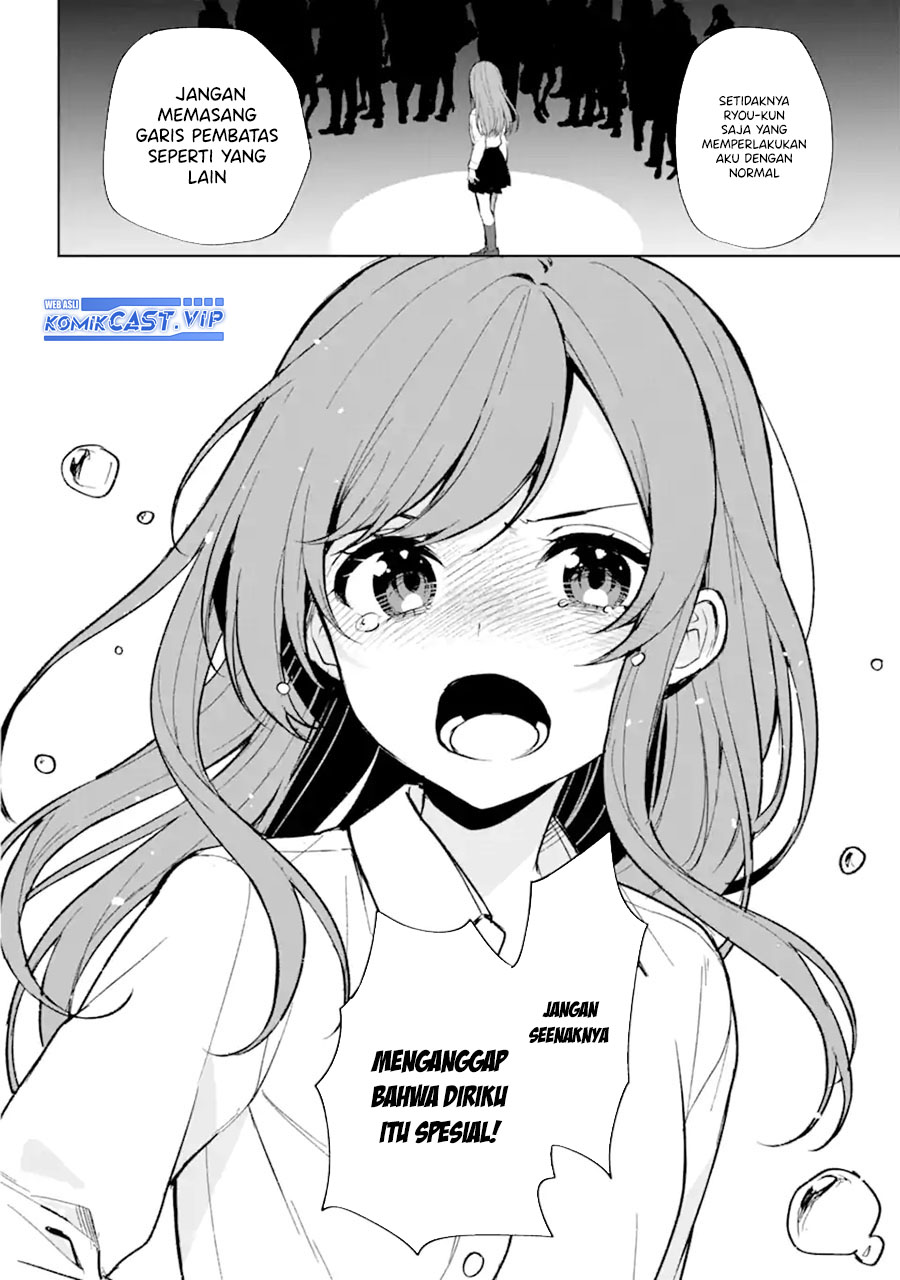 Chikan Saresou ni Natteiru S-kyuu Bishoujo wo Tasuketara Tonari no Seki no Osanajimi datta