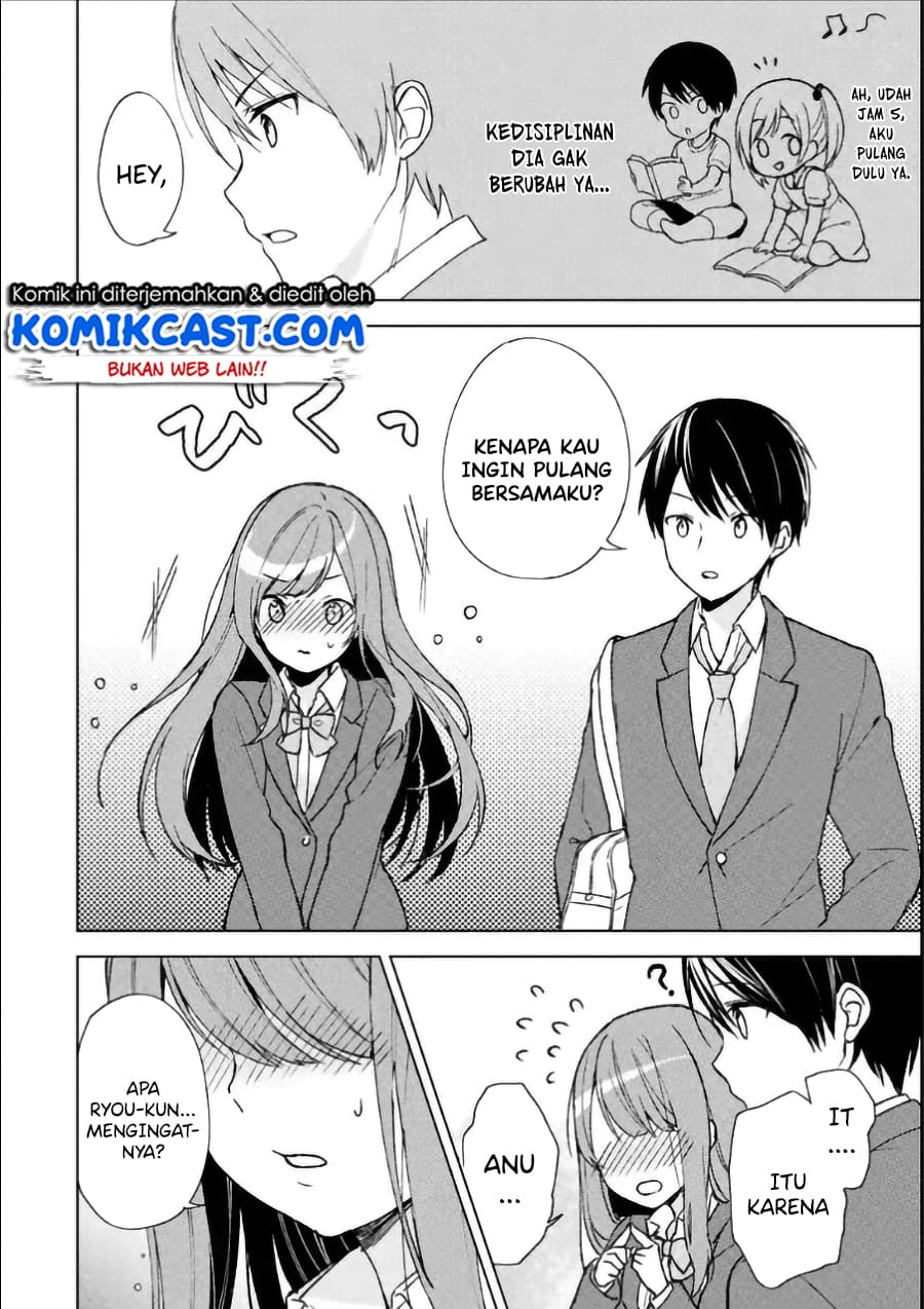 Chikan Saresou ni Natteiru S-kyuu Bishoujo wo Tasuketara Tonari no Seki no Osanajimi datta