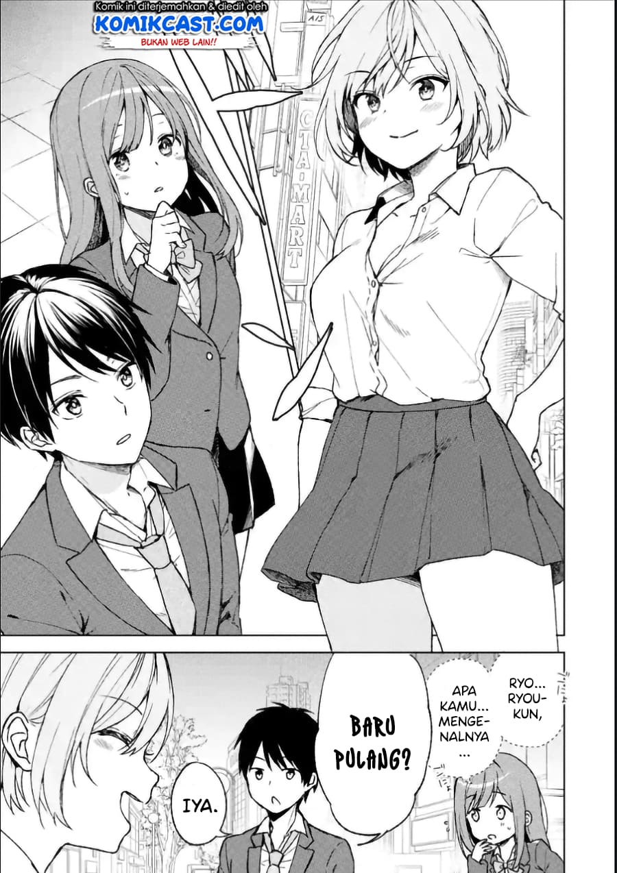 Chikan Saresou ni Natteiru S-kyuu Bishoujo wo Tasuketara Tonari no Seki no Osanajimi datta